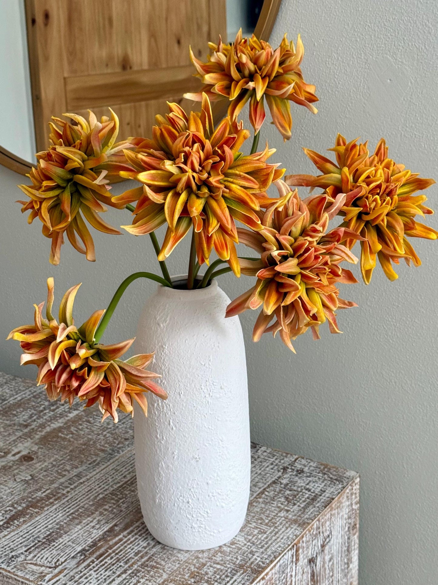 Artificial Dahlia Flower, Real Touch Faux Dahlia Stem 20"